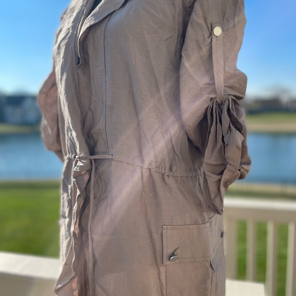 BCBG safari dress - Picture 6 of 8